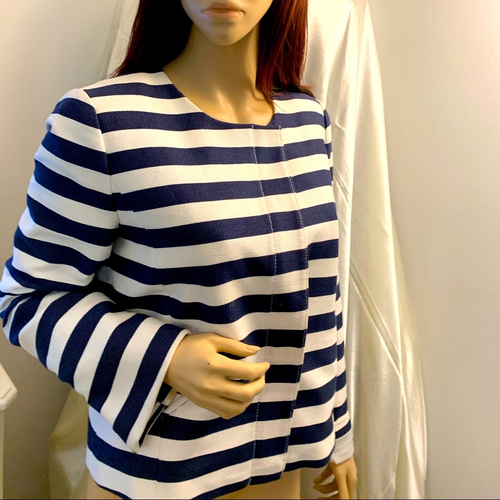 Banana Republic SIZE 10 Cropped Jacket.
